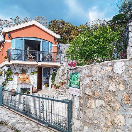 Apartmani Kamena Ruza Budva Eksteriør billede