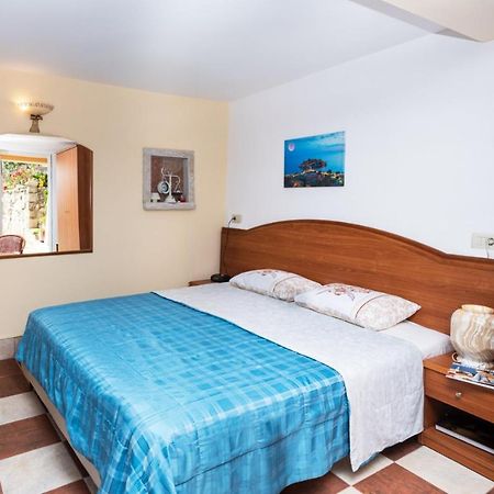 Apartmani Kamena Ruza Budva Eksteriør billede